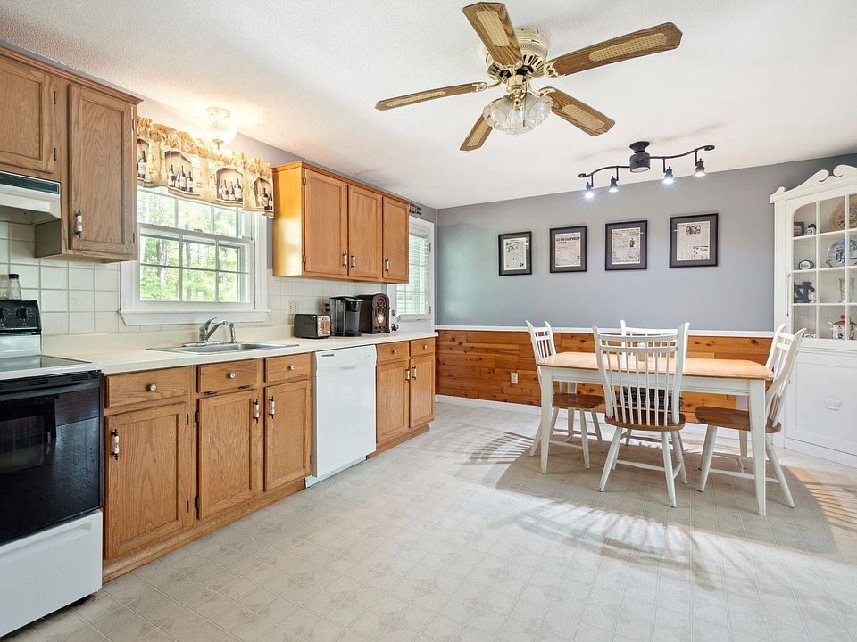 96 Granite Street, Londonderry, NH 03053 Zillow