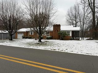 233 Seaton Dr, Russell, KY 41169