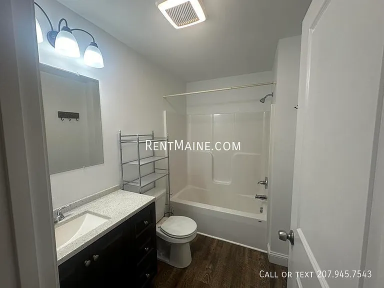 70 Basketball Ct — Photo 10