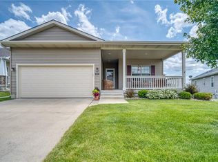 14404 Greenbelt Dr, Urbandale, IA 50323
