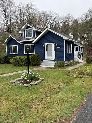 124 Bailey Rd Photo 1