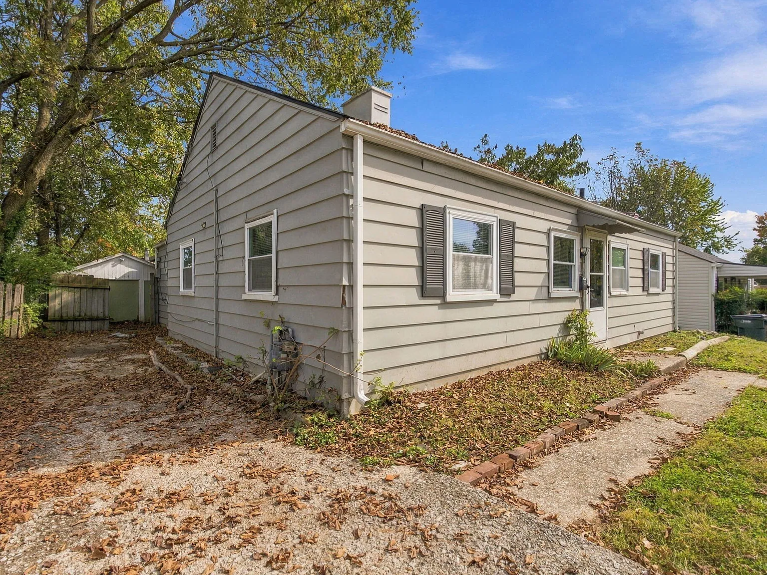 4 bed, 2.0 bath, 1376 sqft, $1,750 — Photo 4