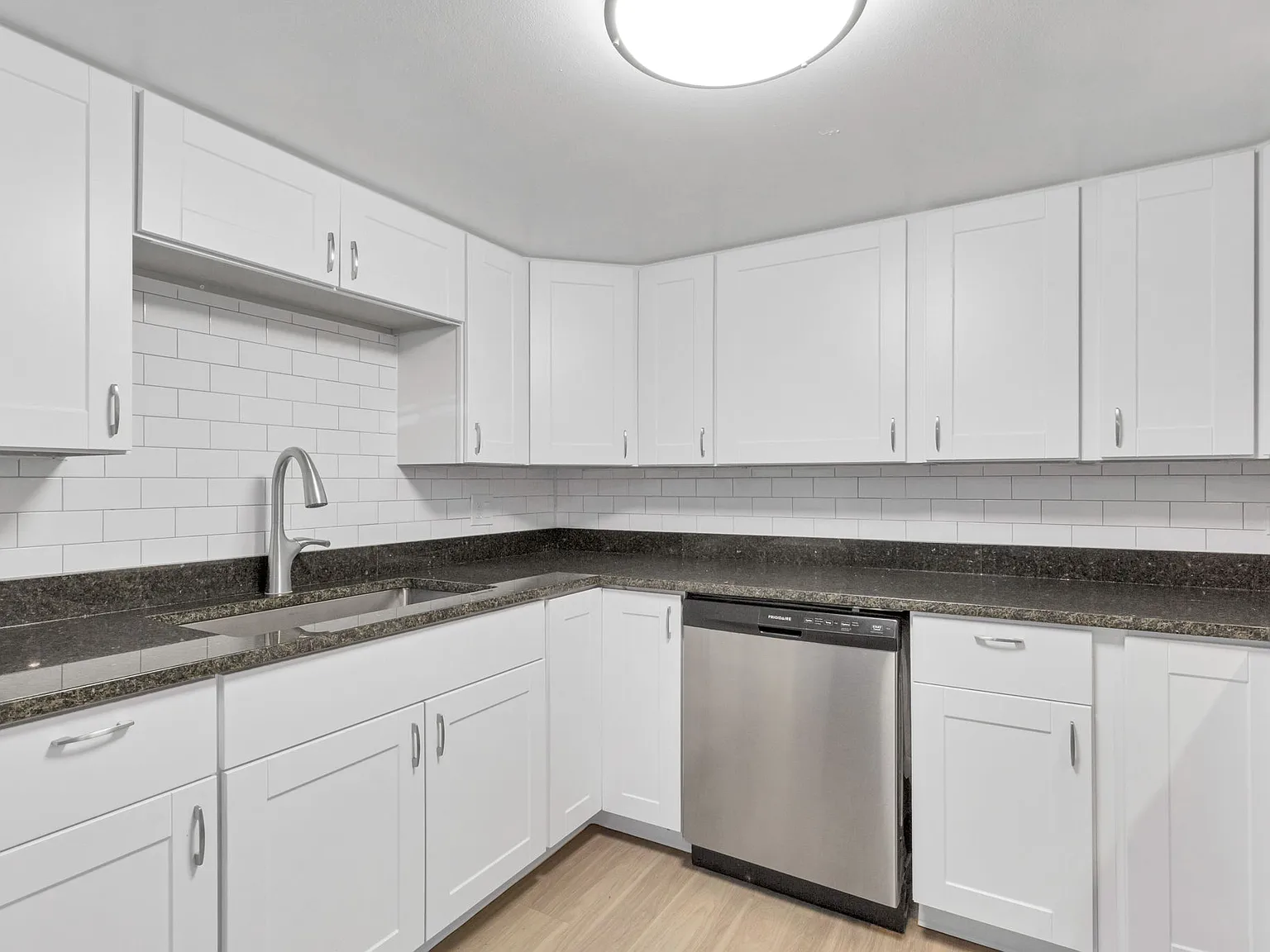 10760 W 8th Ave — Photo 4
