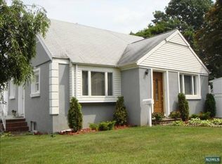 459 Valley Rd, Clifton, NJ 07013