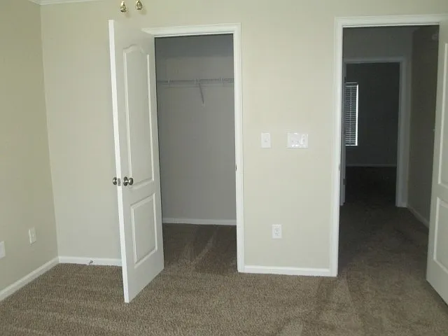 714 Dove Creek Cir — Photo 21
