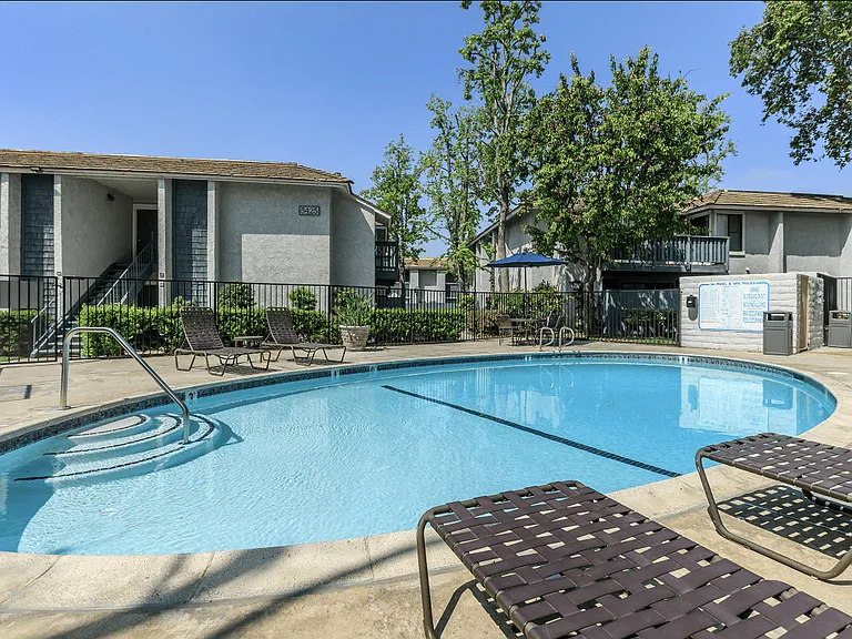 Fountain Park Apartments — Photo 5