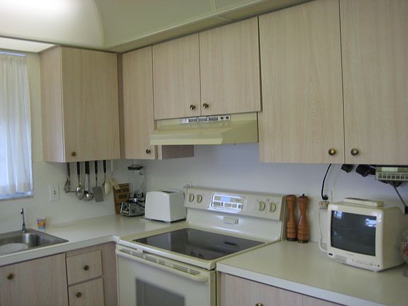 Eat in Kitchen