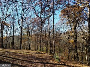 10611 Vale Rd, Oakton, VA 22124