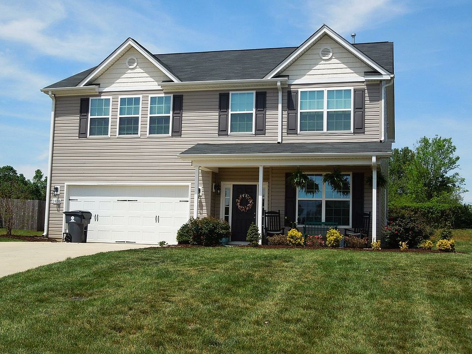 1st image of 2830 Barksdale Dr