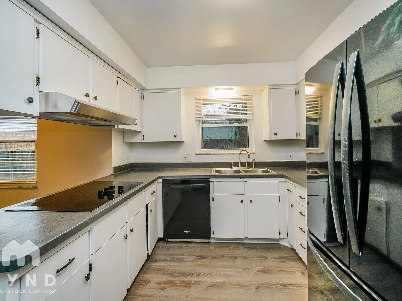 4 bed, 2.5 bath, 2060 sqft, $2,495 — Photo 3