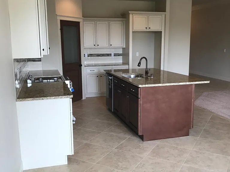 Dining into kitchen