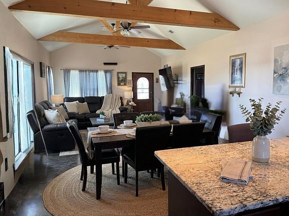 3rd image of 1069 County Road 973