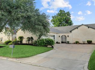 44 Crestwood Cir, Sugar Land, TX 77478