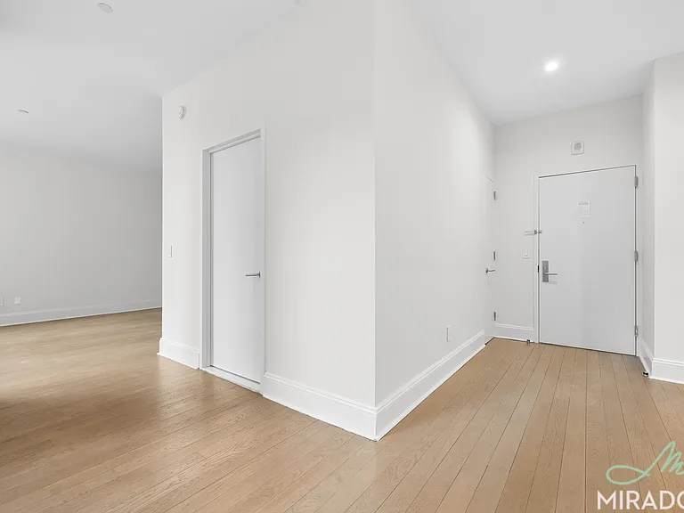 15 Park Row #17A — Photo 10