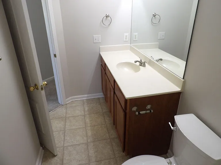 108 Charleston Ct — Photo 81
