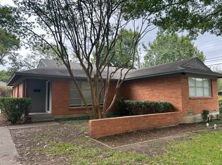 888 Berkinshire Dr, Dallas, TX 75218