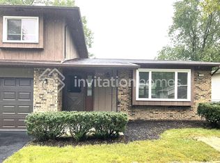 22847 Redwood Dr, South Holland, IL 60471