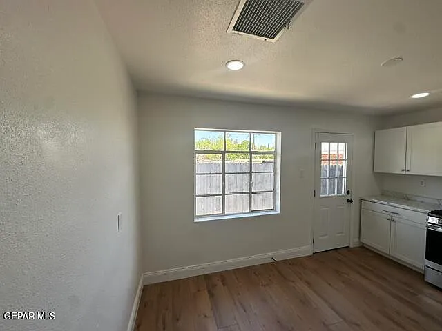 3921 Cambridge Ave #B — Photo 6