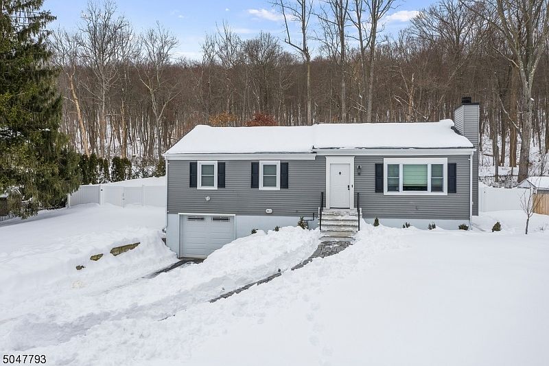 88 Countryside Dr, Hackettstown, NJ 07840 Zillow