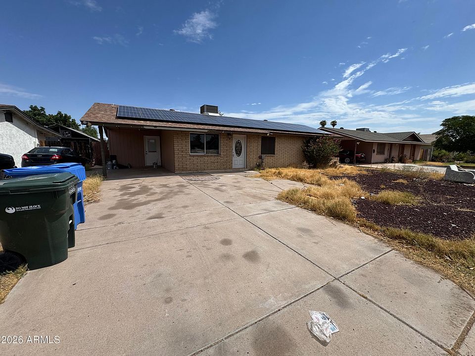 1st image of 8428 W GLENROSA Avenue