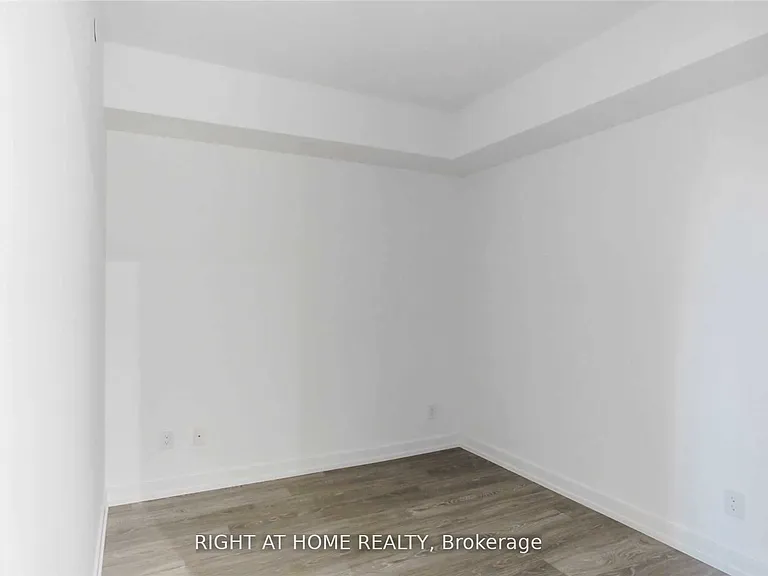 19 Western Battery Rd #2616 — Photo 5