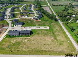 1971 Titan Pl, Hickman, NE 68372