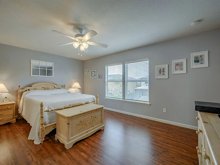 159 Crete Ct — Photo 9