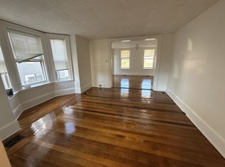 21 Riverside Sq #3B-1BA-1350SQFT, Hyde Park, MA 02136