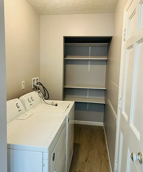 1478 Bonneville Ln — Photo 13