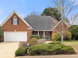 102 Bouchillion Dr, Greenville, SC 29615