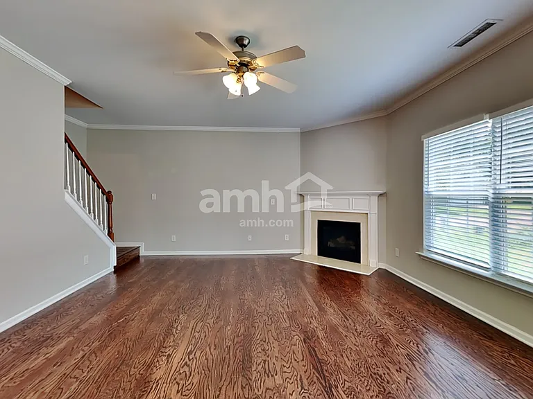 1933 Sterling Hill Dr — Photo 6