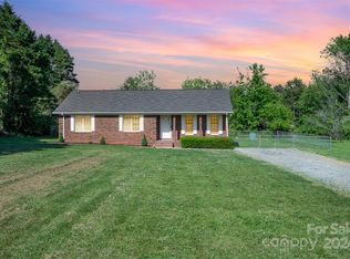 4107 Mountain Dr, Monroe, NC 28112