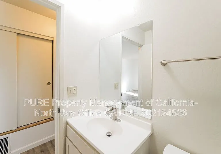 7909 Swartz Ave #B — Photo 15