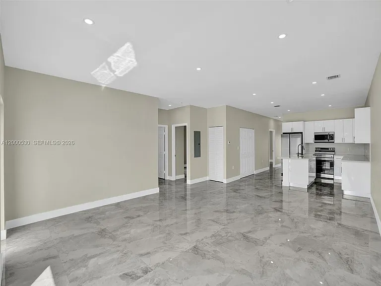 14519 SW 272nd St #14519 — Photo 3