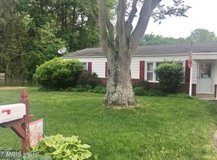 25 Robshire Manor Rd, Huntingtown, MD 20639