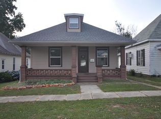 804 4th St, Monett, MO 65708