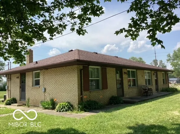 817 W 53rd St, Anderson, IN 46013