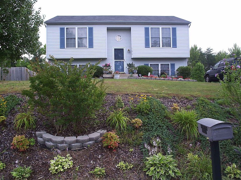 1st image of 11517 Woodland View Dr