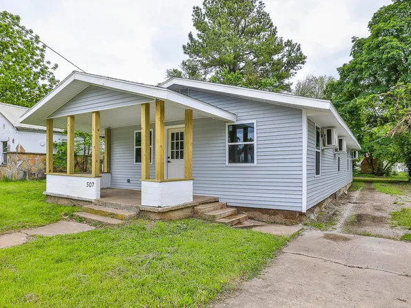 507 E County Road, Monett, MO 65708