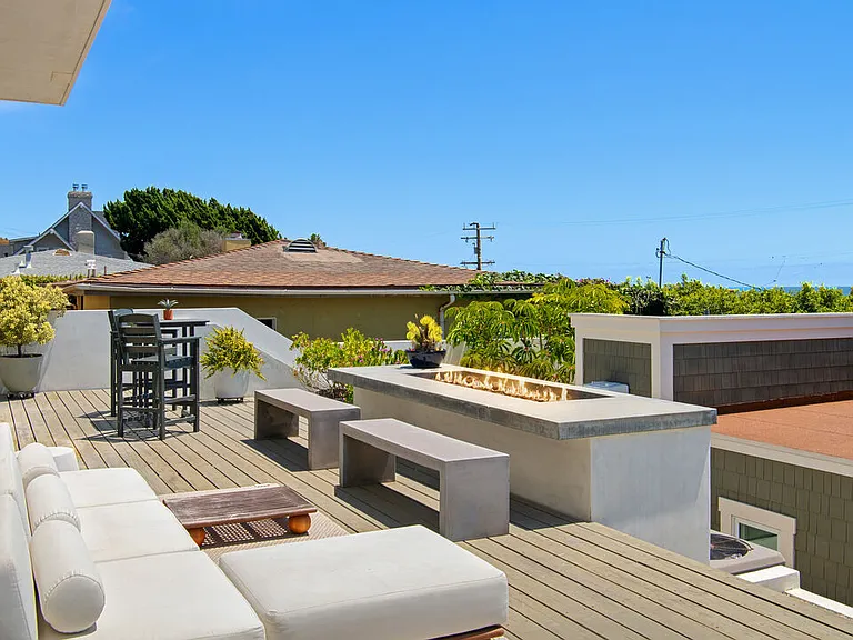 25157 Malibu Rd — Photo 26