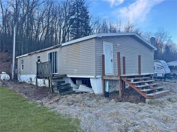 10134 Route 553 Hwy, Mentcle, PA 15761