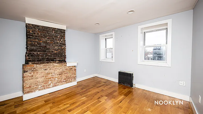 Rented by Nooklyn NYC LLC | media 13