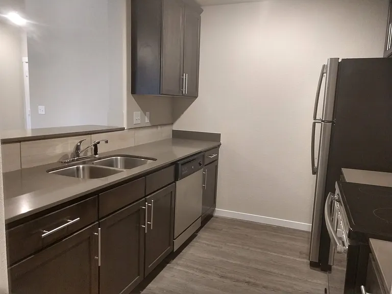 K-Ten Place Apartments — Photo 53