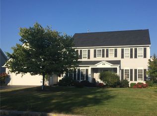 85 Barclay Square Dr, Rochester, NY 14618