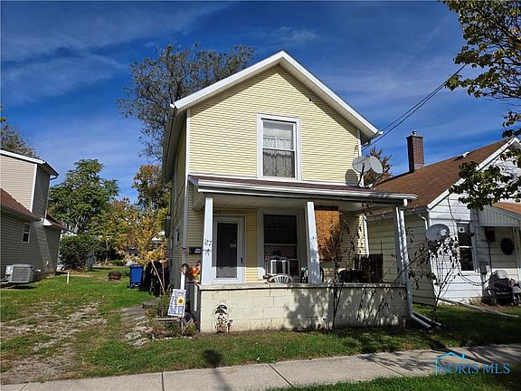 2nd image of 127 E Merry Ave