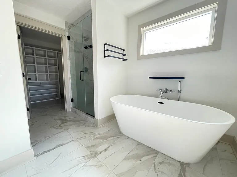 4640 Delwood Park Blvd — Photo 16