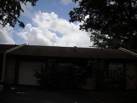 4th image of 9340 E Elm Ln