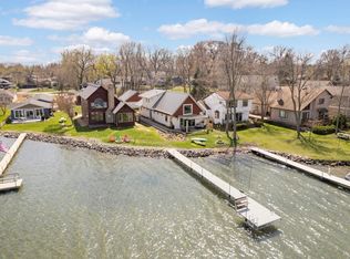 1407 7th Ave SE, Forest Lake, MN 55025