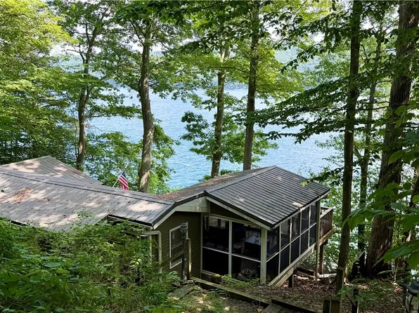 14 Fire Ln, Moravia, NY 13118