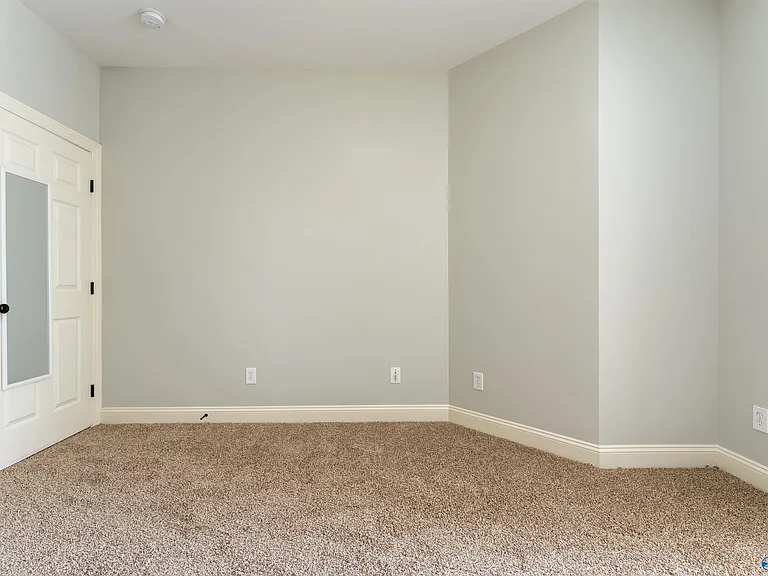 525 W Mossyleaf Dr SW — Photo 15